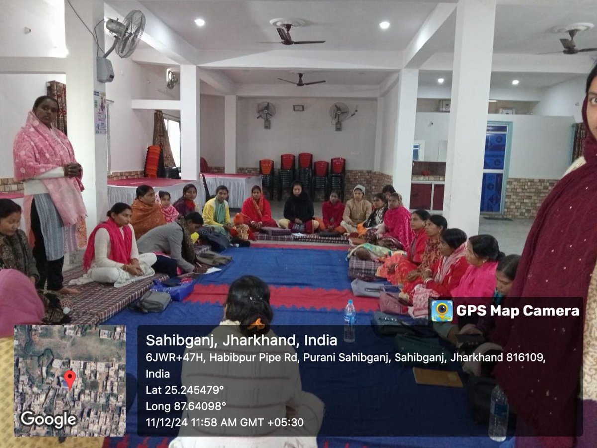 dc_sahibganj's tweet photo. उमंग परियोजना के तहत G-CRP के चार दिवसीय आवासीय प्रशिक्षण का आयोजन किया गया। 28 प्रतिभागियों ने इस प्रशिक्षण में भाग लिया, जिसमें किशोरियों को शिक्षा से जोड़ने और बाल विवाह की समस्या को कम करने के उद्देश्य से कार्य योजना और रणनीतियों पर चर्चा की गई। #UmangProject #EmpoweringGirls https://t.co/Af3noXKa0m