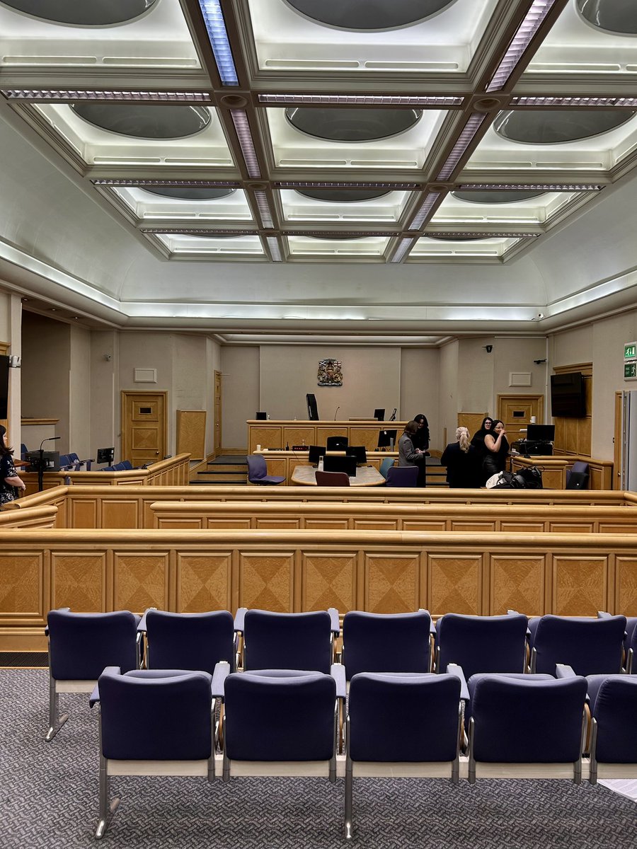 miguelchui_'s tweet photo. Wrapping up the semester with a plea in mitigation at the Sheriff Court! ⚖️ https://t.co/CyDbDRvGAF