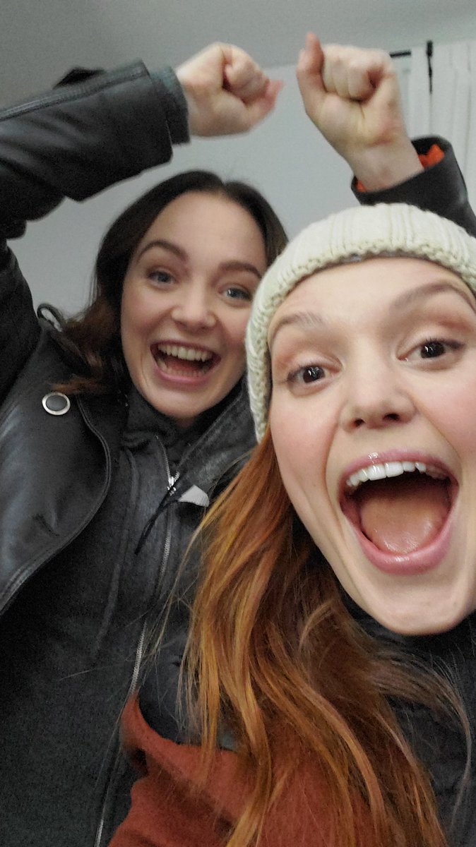 StillAlexandria's tweet photo. Baby @taylorhickson, I hope this special day is filled with joy and love from all ur loved ones, I wish u that every day was filled with warmth and luck 4 all ur desires and endeavors! And it's an honor 4 me to share this day with u in a way, even from the other side of the world https://t.co/zdgwkPB7Mf