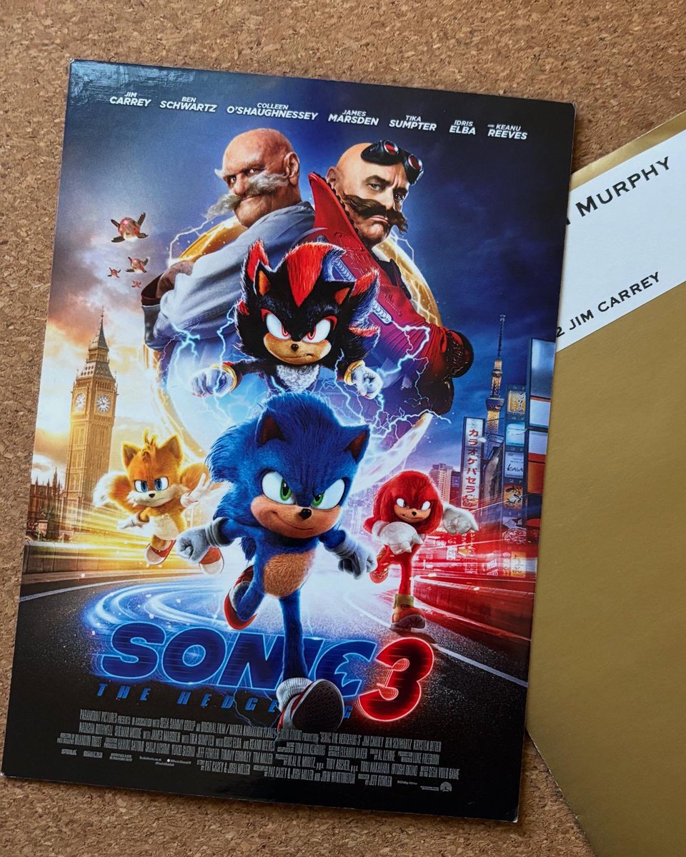 #SonicMovie3 - LONDON PREMIERE ⚡️

Feeling so proud to be part of Team Robotnik! 💫

It was an absolute privilege to spend two months working on this film and learning from the very best. 🎥

A fun, moving, action packed, hilarious piece of cinema! 🍿✨

IN CINEMAS DECEMBER 21ST!