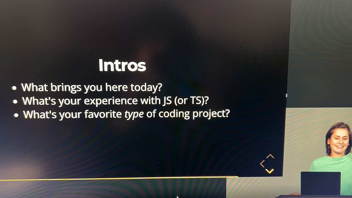Attending live workshop on #Typescript with <a href="/AnjanaVakil/">Anjana Vakil</a> on  <a href="/FrontendMasters/">Frontend Masters 💻✨</a>  🤩🤩

I love her sense of humor 😁

#womenintech