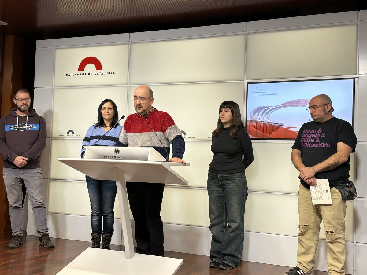 InterEducacio's tweet image. 🏛️Avui, juntament amb la PieC, compareixem per presentar la Proposta de Resolució que s&apos;ha registrat al Parlament amb el suport de diversos grups per reforçar la vehicularitat del català a les aules.

EL CATALÀ, ARREU I PER A TOTHOM! 💪