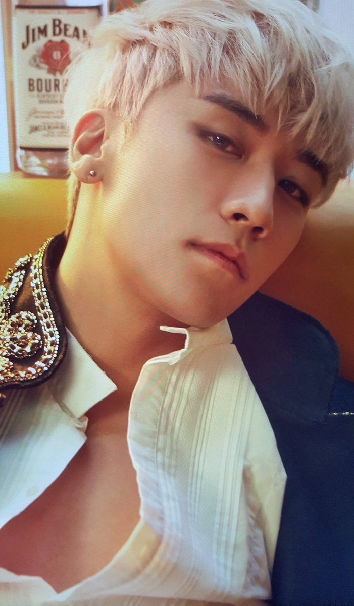 vip_until's tweet photo. AQUI PURO PINCHE TEAM SEUNGRI 💙🐼

SEUNGRI SHINES BRIGHTER 
#TheGreatVictoRiDay
@ForvictoRi https://t.co/Qe8numaIaB