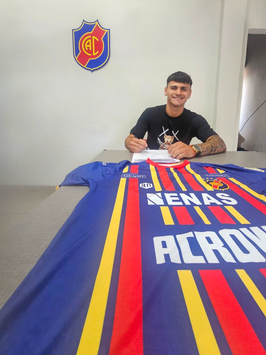 💼Mercado de pases

Fernando Di Massimo firmó hoy su contrato con la institución. Se desempeña como defensor lateral derecho, hizo inferierores en Huracán y viene de Independiente Rivadavia. Su contrato será hasta diciembre de 2025.

¡Bienvenido a Cole, Fernando!🇷🇴