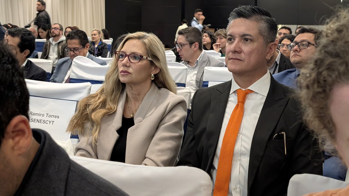 Produccion_Ecu's tweet photo. La Subsecretaria de Mipymes y Artesanías, @GonzalzMartha, participó en el Encuentro #AliadosQueSuman🤝🏽, donde se presentó resultados del Proyecto de Inclusión Económica @WOCCU_EIP de la @USAIDEcuador enfocado en:

🏦Acceso al sistema financiero 
🧑🏻‍💼Empleabilidad 
🚀Emprendimiento https://t.co/x7kzB0ydJ6