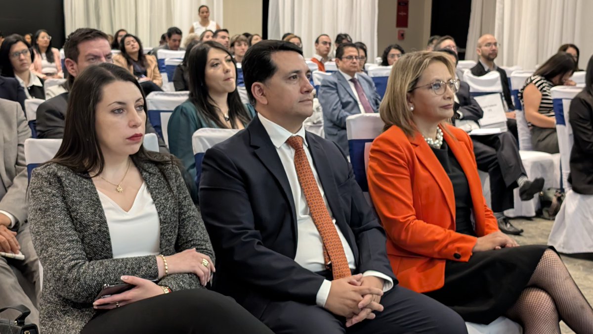 Produccion_Ecu's tweet photo. La Subsecretaria de Mipymes y Artesanías, @GonzalzMartha, participó en el Encuentro #AliadosQueSuman🤝🏽, donde se presentó resultados del Proyecto de Inclusión Económica @WOCCU_EIP de la @USAIDEcuador enfocado en:

🏦Acceso al sistema financiero 
🧑🏻‍💼Empleabilidad 
🚀Emprendimiento https://t.co/x7kzB0ydJ6