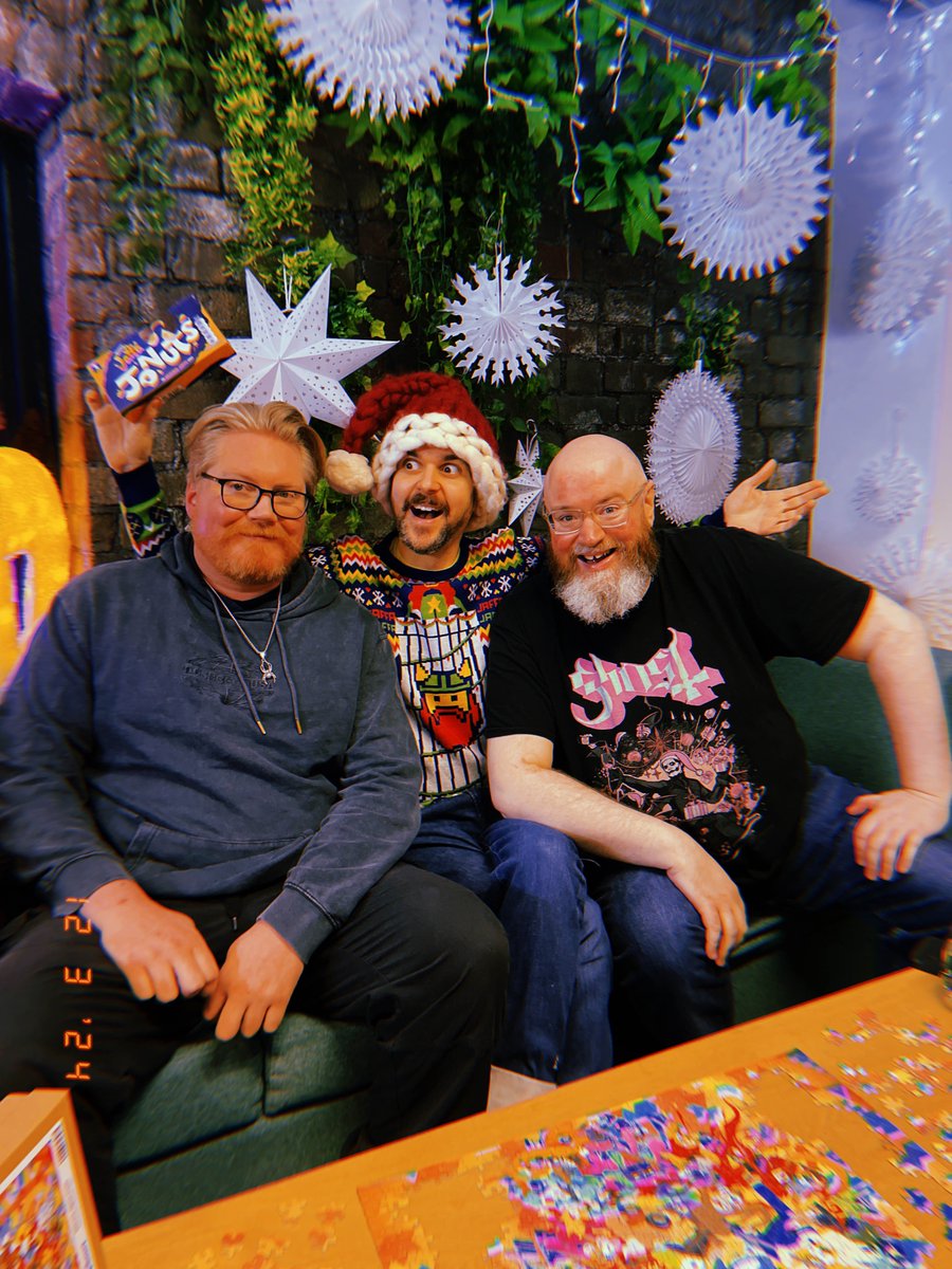 yogscast's tweet image. This @JingleJam sure has been one to remember! We've raised over £2,000,000 for some incredible charities—thank you to all who've tuned in, donated and made it so special.

But it's not over yet! Be sure to donate and get your Games Collections before Jingle Jam ends on the 14th!