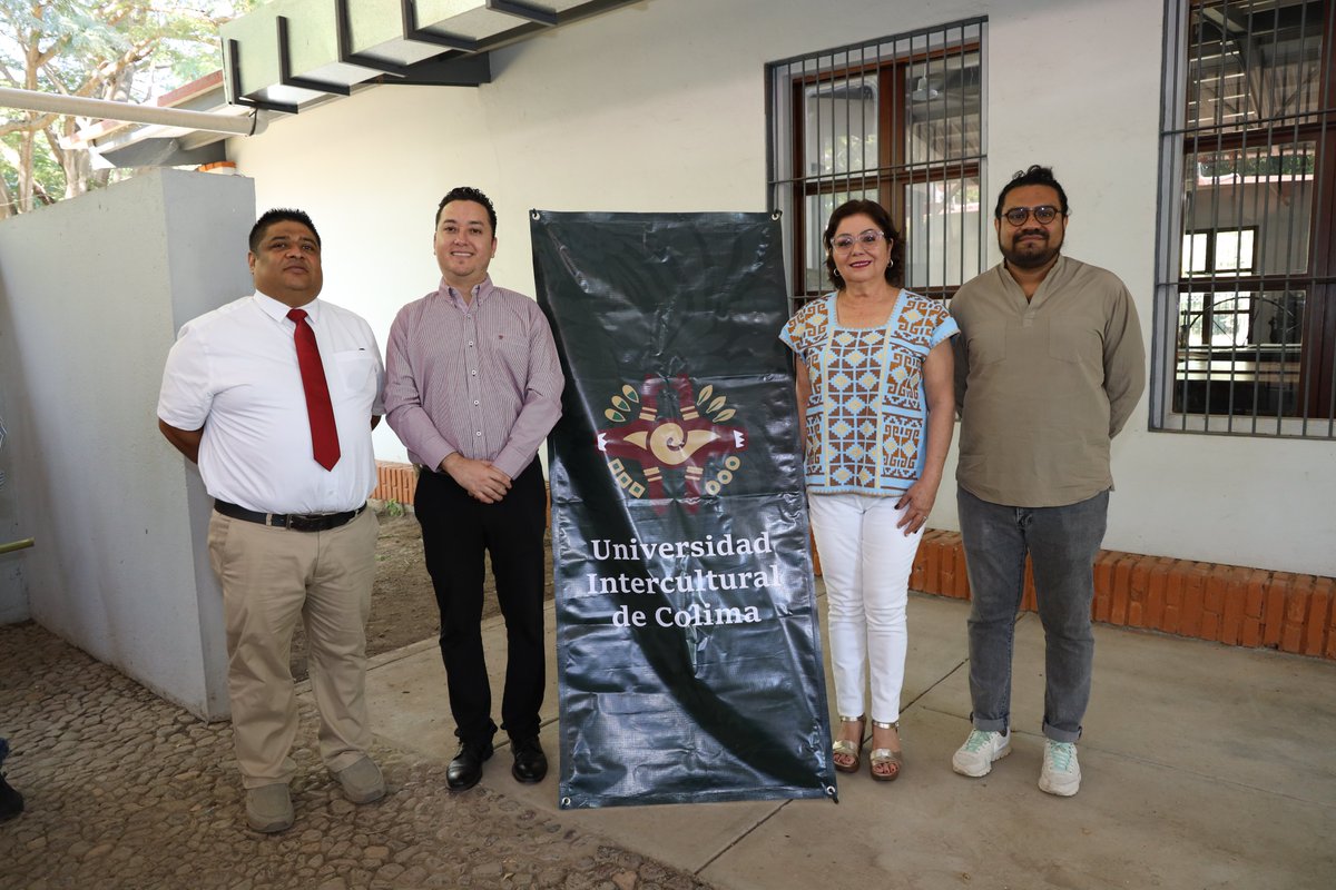 ColimaCDH's tweet photo. Con motivo de la conmemoración del Día Internacional de los Derechos Humanos, el presidente de la Comisión de Derechos Humanos del Estado de Colima, Licenciado Manuel Vega Zúñiga, ofreció una charla a estudiantes de la Universidad Intercultural de Colima. https://t.co/9DT0HqmdFC