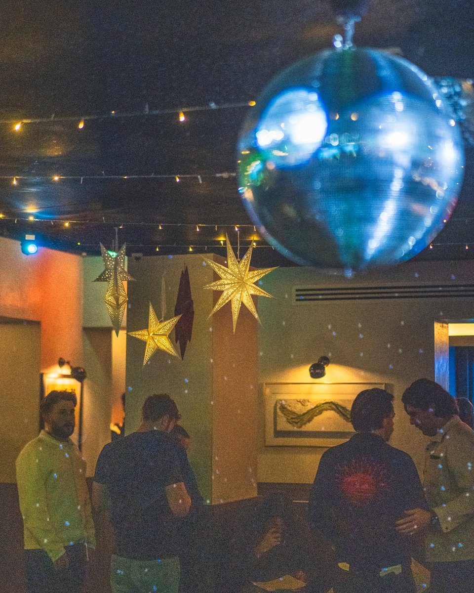 Christmas is here at Urban Golf, and our schedule is packed with live music, Mexican food, cocktails, and fun. If you’re out and about enjoying the festive season, swing by!
 
After all, it’s silly season!
