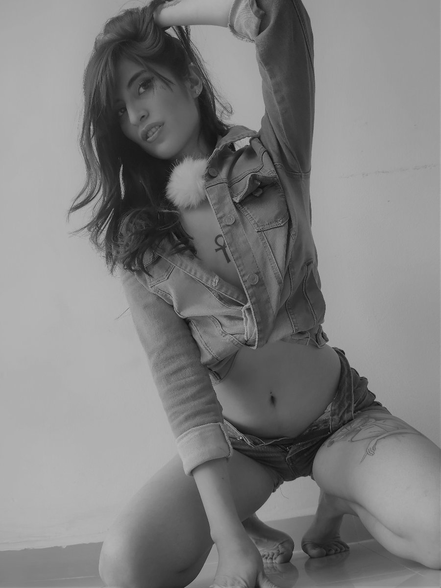 VRPSets's tweet photo. No te lo puedes perder!!!

Este mini set exclusivo de @Done_Tam1 qué acabamos de publicar!!!

Estilo, elegancia y lo más hot qué veras de ella!! 🔥🔥🔥

https://t.co/1FzX1FBr3C https://t.co/8e75Wn1rqr