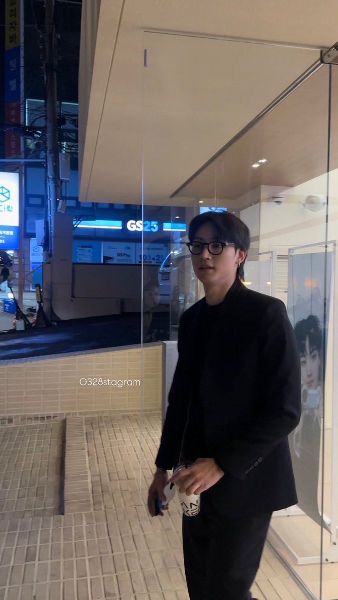 0328stagram tweet picture