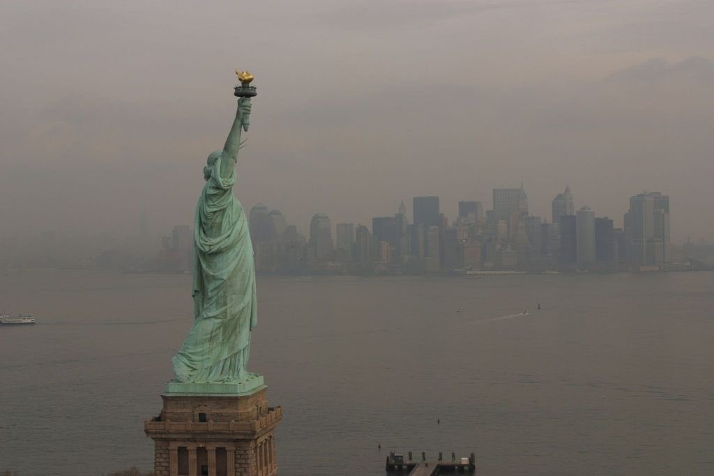 NYC looked like this before the EPA. 👇