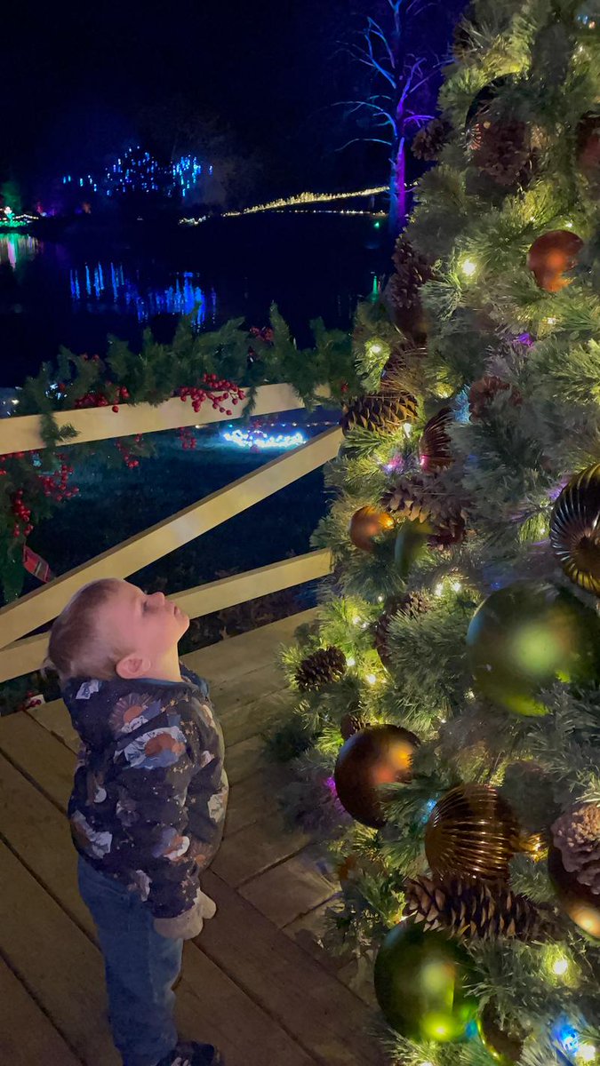 My friend, Jenny, is a finalist in Boar's Head Resort’s story and photo contest. Help me rally votes: flip.to/r/d4i8v