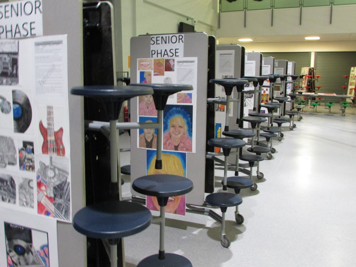 Art &amp; Design Exhibition on this evening (Wed 11/12/24). Amazing artwork on display from all year groups. The Creative Industries have items for sale . A special thanks to Miss Urquhart &amp; Miss Barr for their organisation. Well done to all.
<a href="/AlloaAcademy/">Alloa Academy</a>
<a href="/AlloaAcadPC/">AlloaAcadParents</a>
<a href="/alloa_artdept/">ArtandDesign@AlloaAcademy</a>