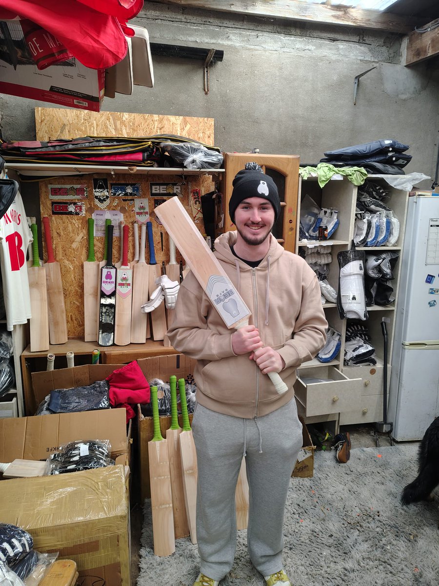 Bear Bats tweet media