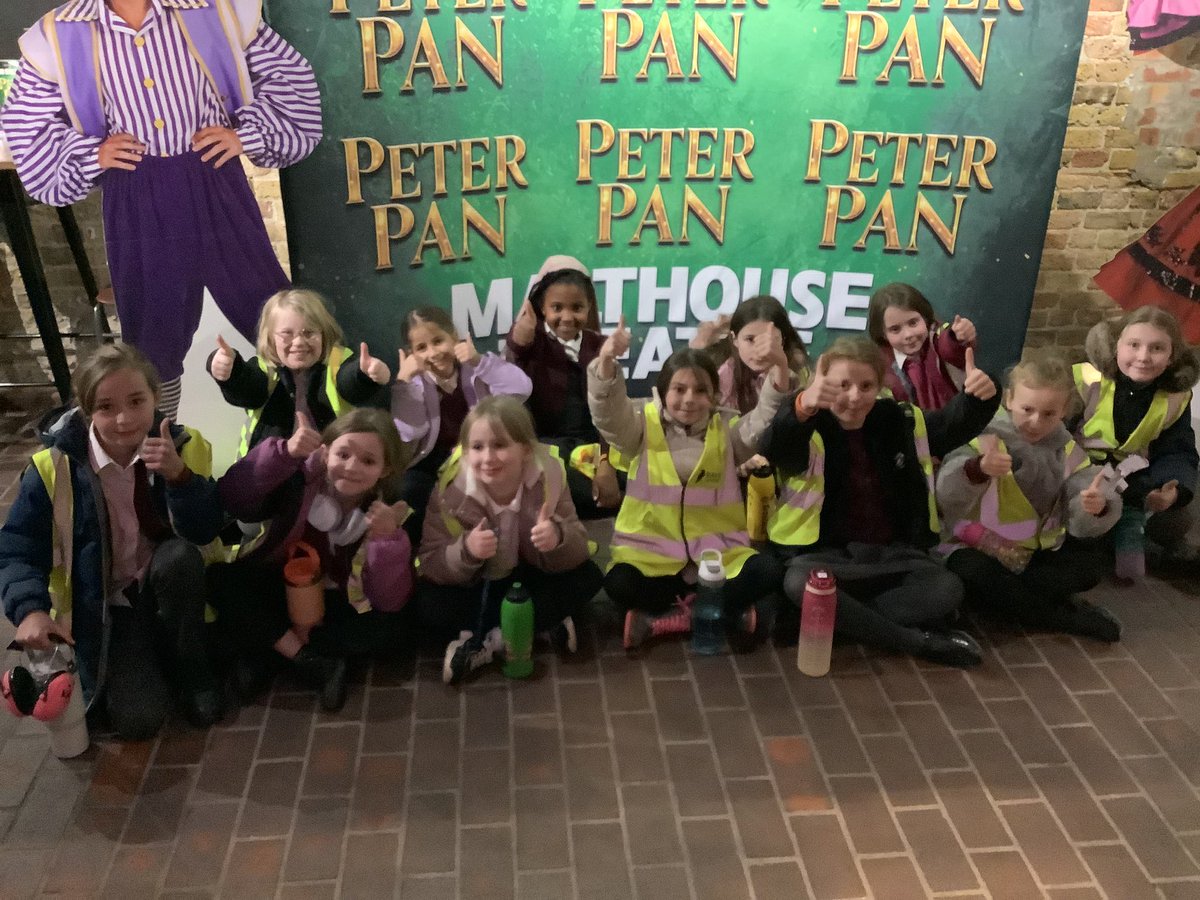 Beech class had a fantastic time watching Peter Pan at the Malthouse theatre this afternoon! Well done for representing Selling CoE Primary School with such respect and energy, making it a great show for everyone! #MalthouseTheatreCanterbury #schooltrip
