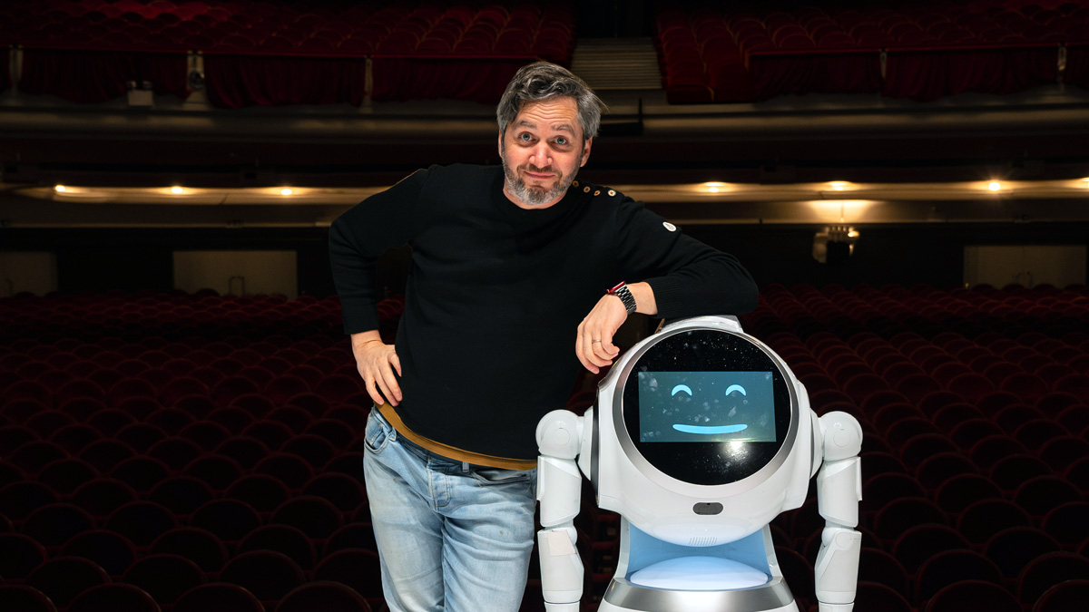 📣 De allerlaatste kans om Lieven Scheire’s A.I. te zien! Op 26 december in de Lotto Arena neemt hij je mee in de fascinerende wereld van artificiële intelligentie. Boek een VIP-ticket en krijg zijn boek A.I. gesigneerd! ✨ 

👉 Lees artikel lotto-arena.be/nieuws/de-laat…