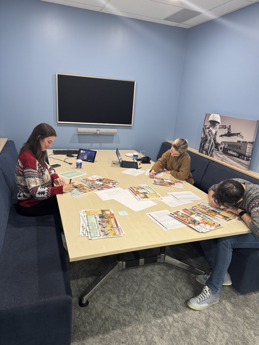 ‘Tis the season for snail mail! 🎄 Our team had a blast signing Christmas cards for our partners—fingers crossed Canada Post gets them there before spring! 😉 A huge thanks to all who make our year successful. 🎁  #SealionCargo #freightforwarding #internationallogistics