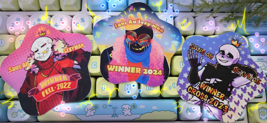 ChrysanStarset's tweet photo. EVERYONE GET UR BUTTONS AND STICKERS before sale ends!!!
They look so cool, the artists behind each button and sticker worked very hard please support us so we can continue bringing more fun stuff like this in the future!!
#undertaleaumerch #undertalemerch https://t.co/251Ynh8M4u
