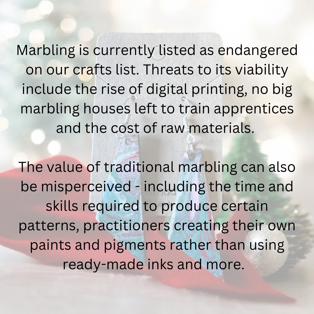 heritage_crafts's tweet photo. This week’s #craftfocus is marbling.
Images: Ebru Kocak @ebruwithebru & Amanda Bird @amandajaynebirdart
#heritagecrafts #craftfocus #marbling https://t.co/GmKVivIRQw
