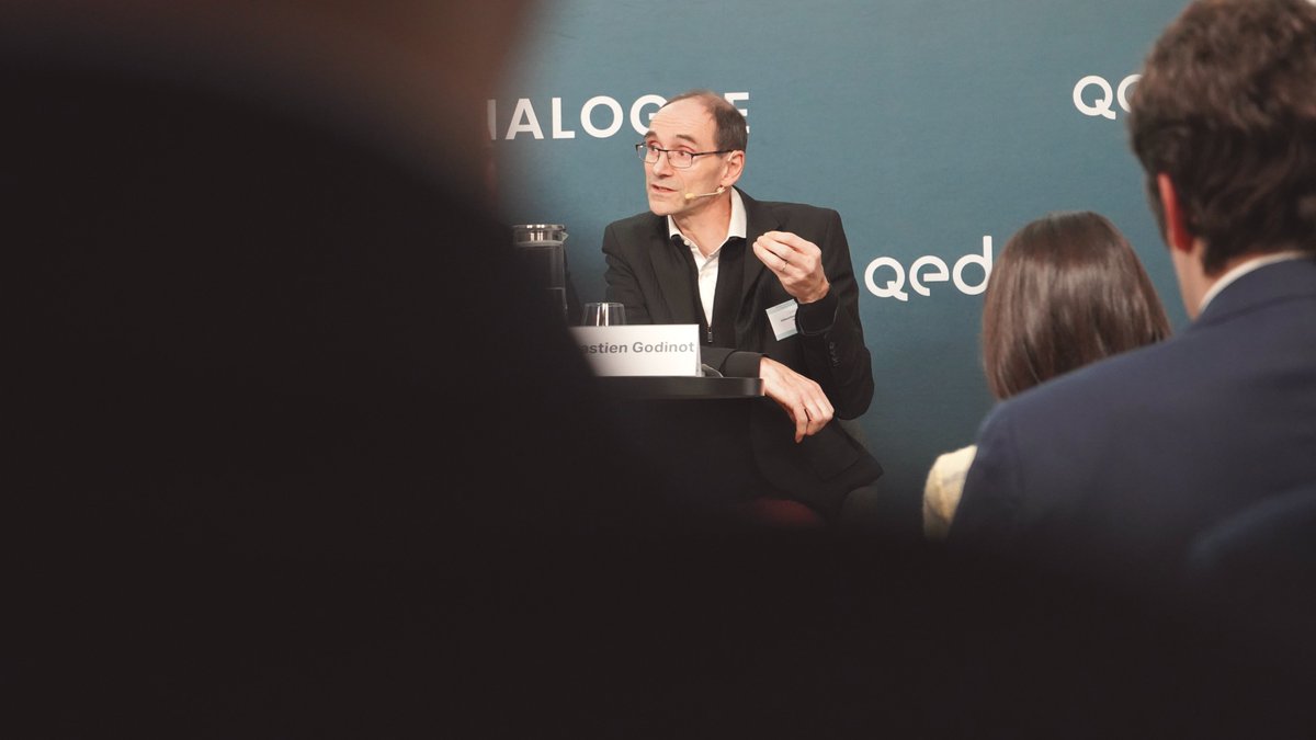 QEDBrussels's tweet photo. As we close out 2024, we're grateful to the brilliant minds that graced the panel at our final event. This photo carousel captures moments of vibrant dialogue and thought leadership at our QED Conference.
🎥Watch it on-demand here: https://t.co/9rywBGq2GY
#QEDBrussels #QEDevents https://t.co/mitTtkgJgw