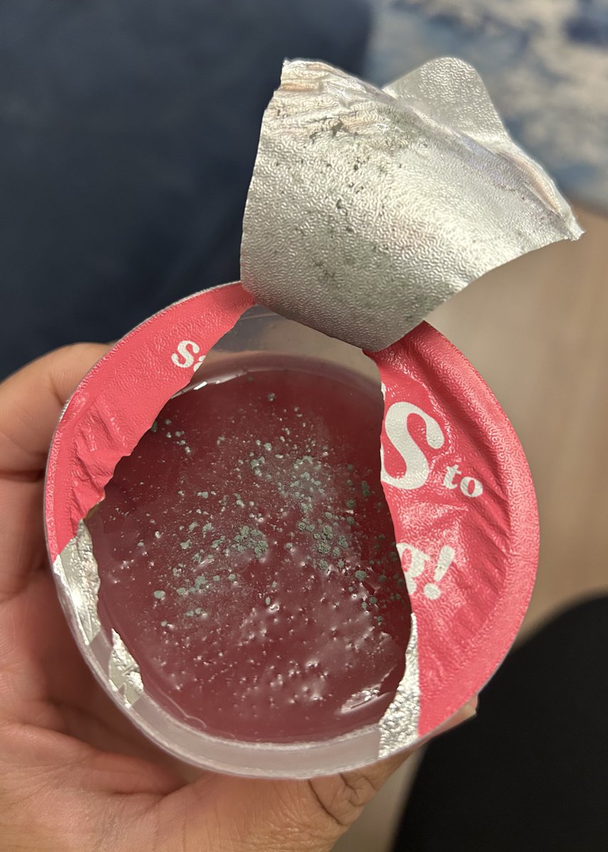 Rebekah ★ tweet media