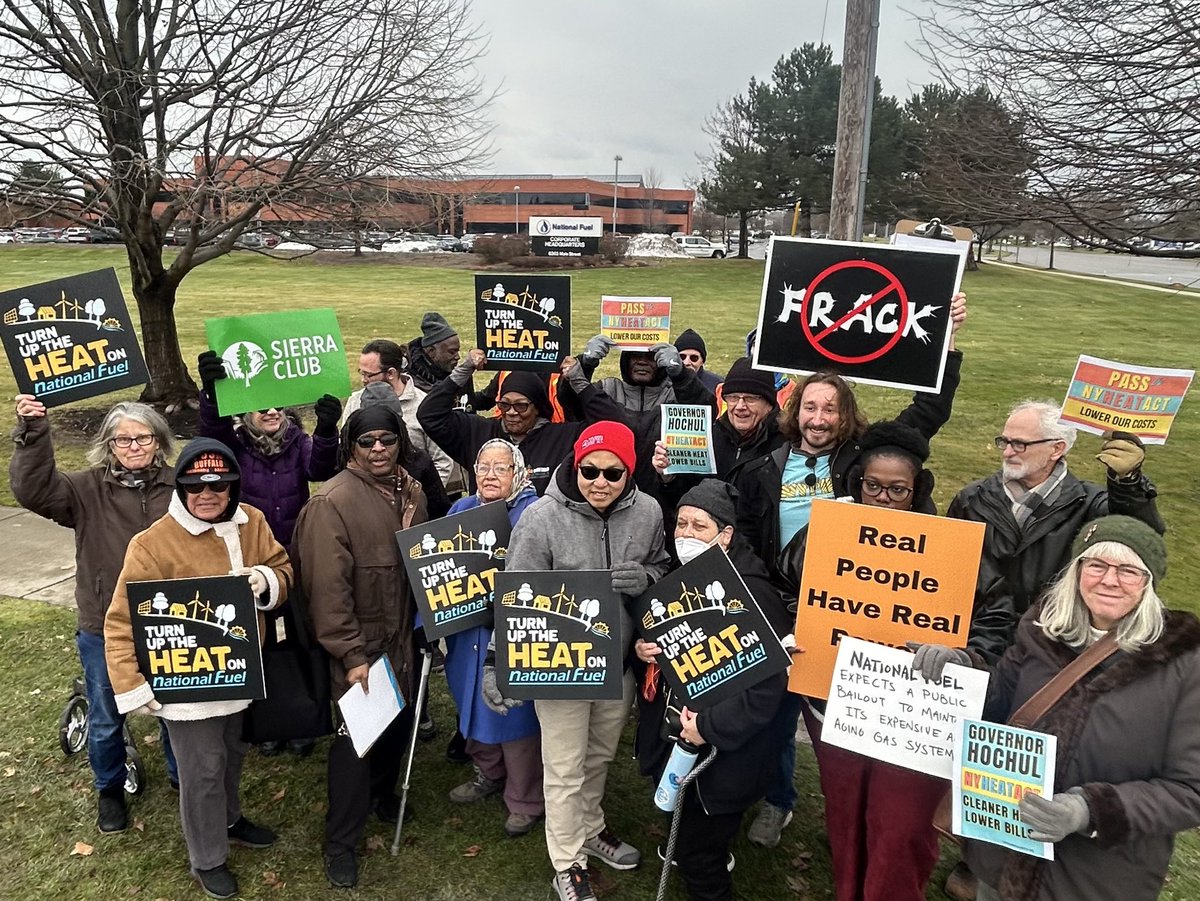 This morning we kicked off our week of action for #CleanerHeatLowerBills in #BuffaloNY.  We’re calling on <a href="/GovKathyHochul/">Governor Kathy Hochul</a> to put #NYHEAT into her budget!!! Join an action near you at link 👇

bit.ly/decembernyheat
