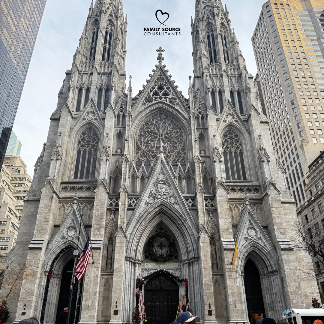family_source's tweet image. It's time to celebrate another #FSC milestone for one of our incredible #eggdonors: retrieval day! 🎉

Donor 1115 explored the stunning city of New York 🗽 before her successful retrieval. We are over the moon excited for her and her recipient parents! 🩷