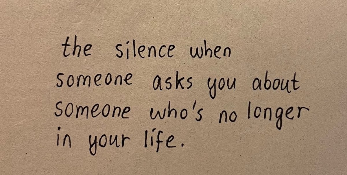 PoemHeaven's tweet photo. it hurts. https://t.co/2Y2PLuRuIz
