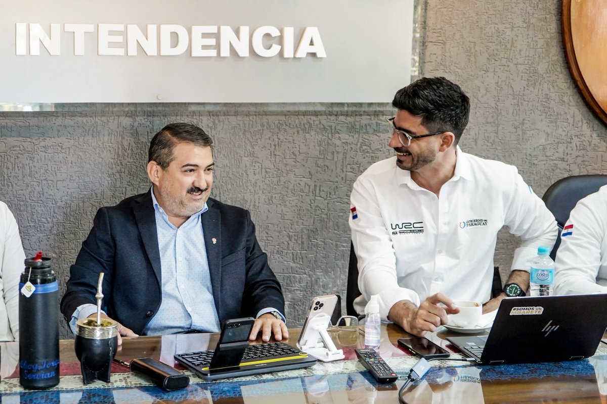 Luis Yd tweet media