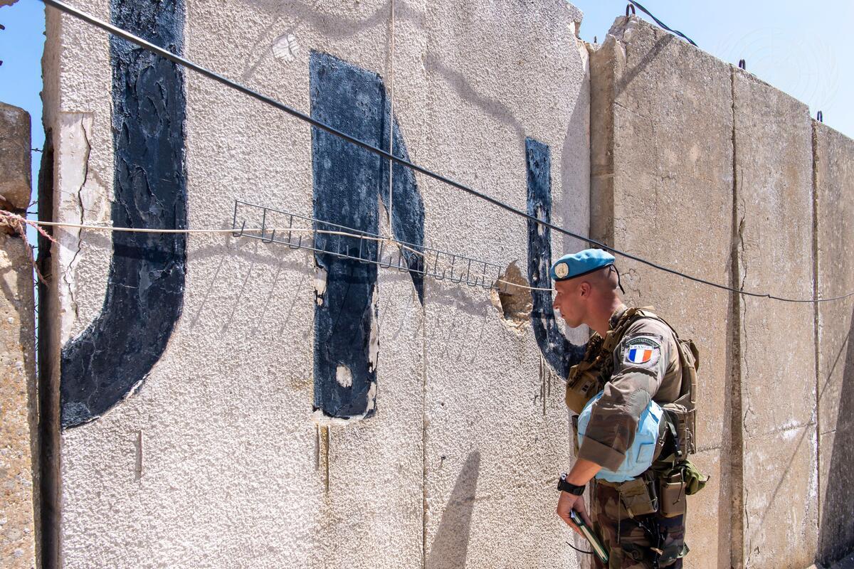 A Peacekeeper from France serving with <a href="/UNIFIL_/">UNIFIL</a> in south Lebanon in July.

See more UN photos from 2024:
bit.ly/2024UNPhoto

UN Photo/Pasqual Gorriz