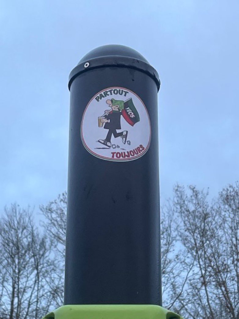 Stick_France's tweet image. Young Boys Sedan sticks 

Strasbourg, France📍#CSSA