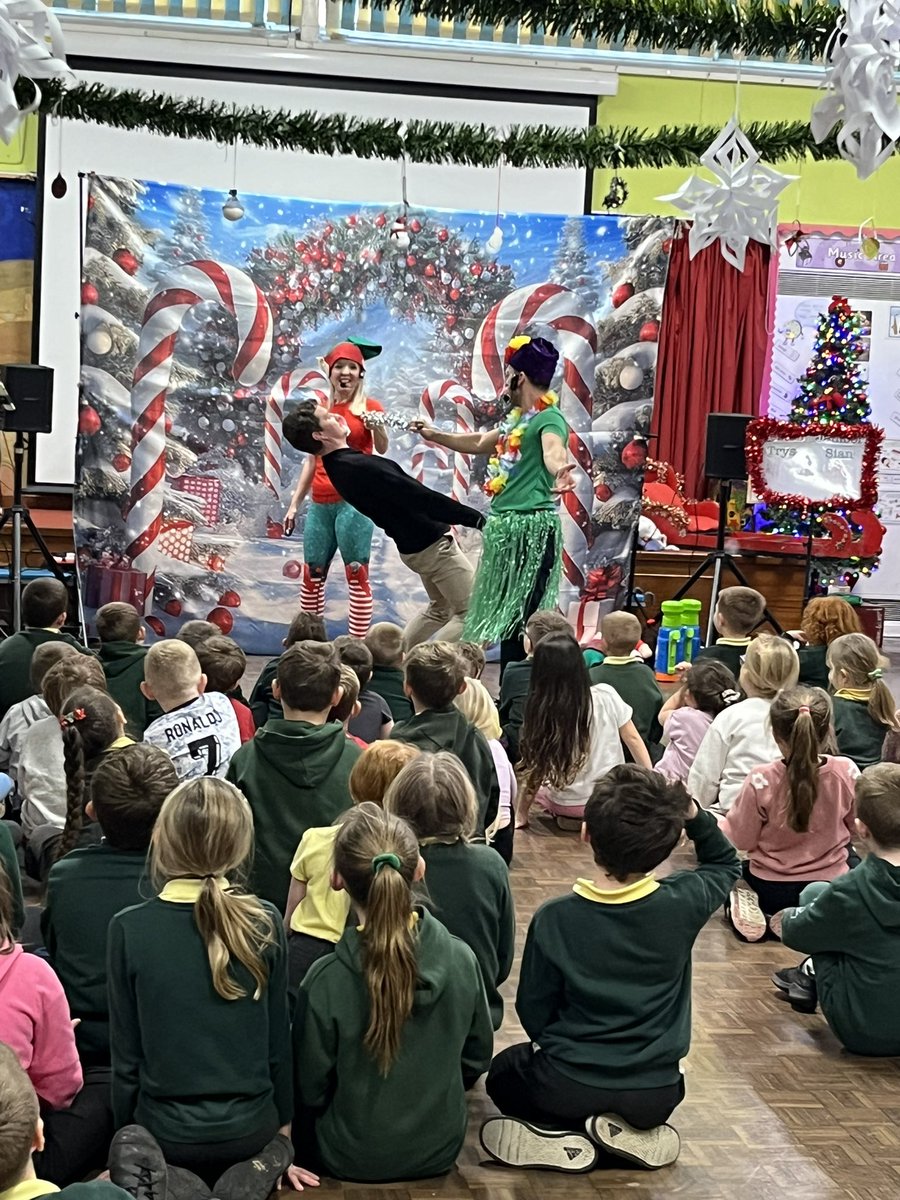 Afon y Felin Primary tweet media