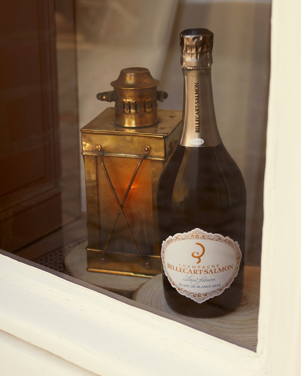_Billecart's tweet photo. [TIMELESS FESTIVITIES] 
Anticipation sparkles brighter than the first snowfall - windows fogged with excitement, hearts open to the joy of the season. Christmas is near.

#BillecartSalmon #Champagne #LouisSalmon #FestiveSeason https://t.co/stz7jKJ36u