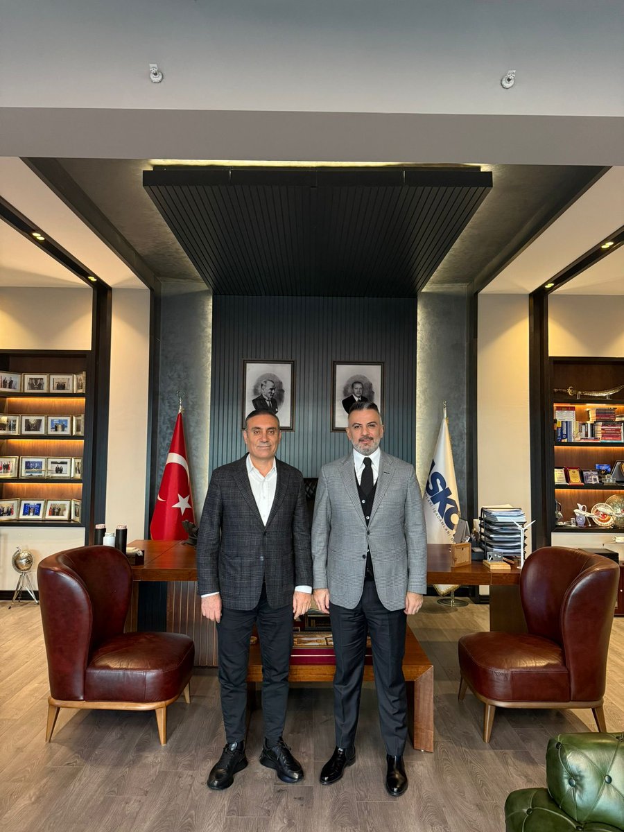 Anadolu Aslanları İş Adamları Derneği - ASKON Genel Başkanı Orhan AYDIN beyi ziyaret ederek yeniden genel başkanlığa seçilmesinden dolayı tebrik ettik.
Misafirperverliği için teşekkür ederiz.
<a href="/orhanaydin/">Orhan AYDIN</a>