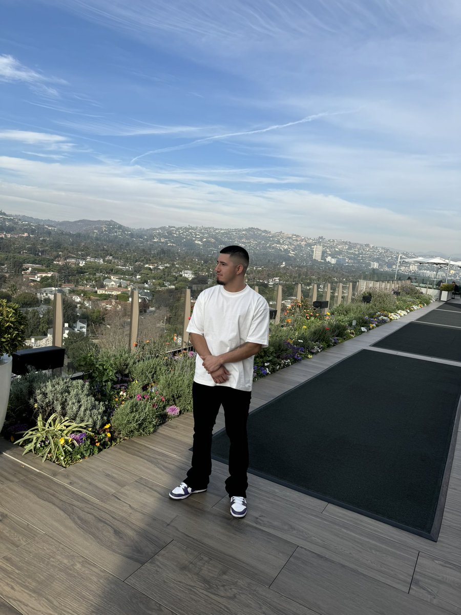 deadboyluiss's tweet image. Views