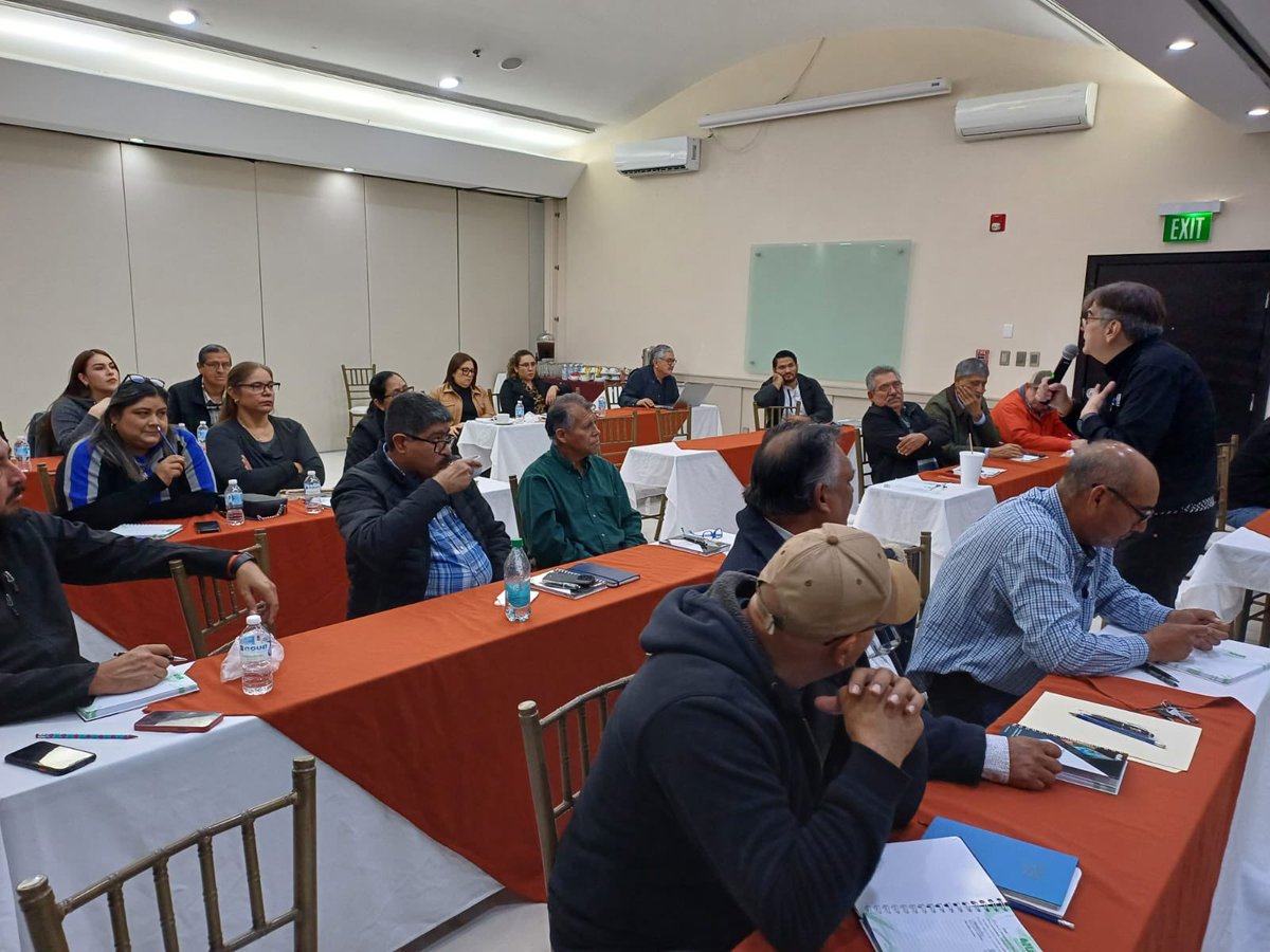 LCAlatorre's tweet photo. Agradezco a la Asociación Nacional de Usuarios de Riego #ANUR la invitación para participar en la capacitación estratégica en operación, conservación y administración de la infraestructura Hidroagrícola, en el Distrito de Riego 026 en el municipio de Díaz Ordaz, #Tamaulipas.
La #Conagua y los usuarios de los Distritos de Riego que integran la Cuenca, trabajamos de manera coordinada para impulsar acciones para un uso más eficiente y sustentable del #Agua, en beneficio del campo y de la seguridad alimentaria.