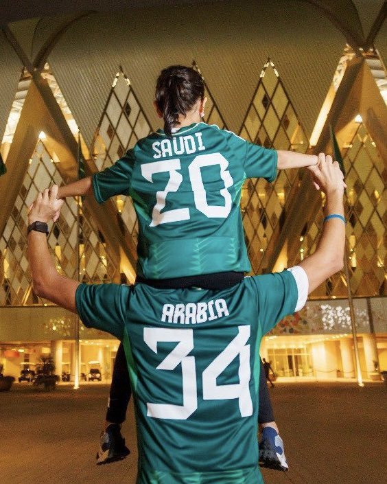 OsaimiAbdullah's tweet photo. نعيش سنوات مميزة ومختلفة في وطننا 💚، اللهم أدم علينا الأفراح والأمان في بلد الخير 🇸🇦
#كاس_العالم_2034 https://t.co/HhAVxgQlf8