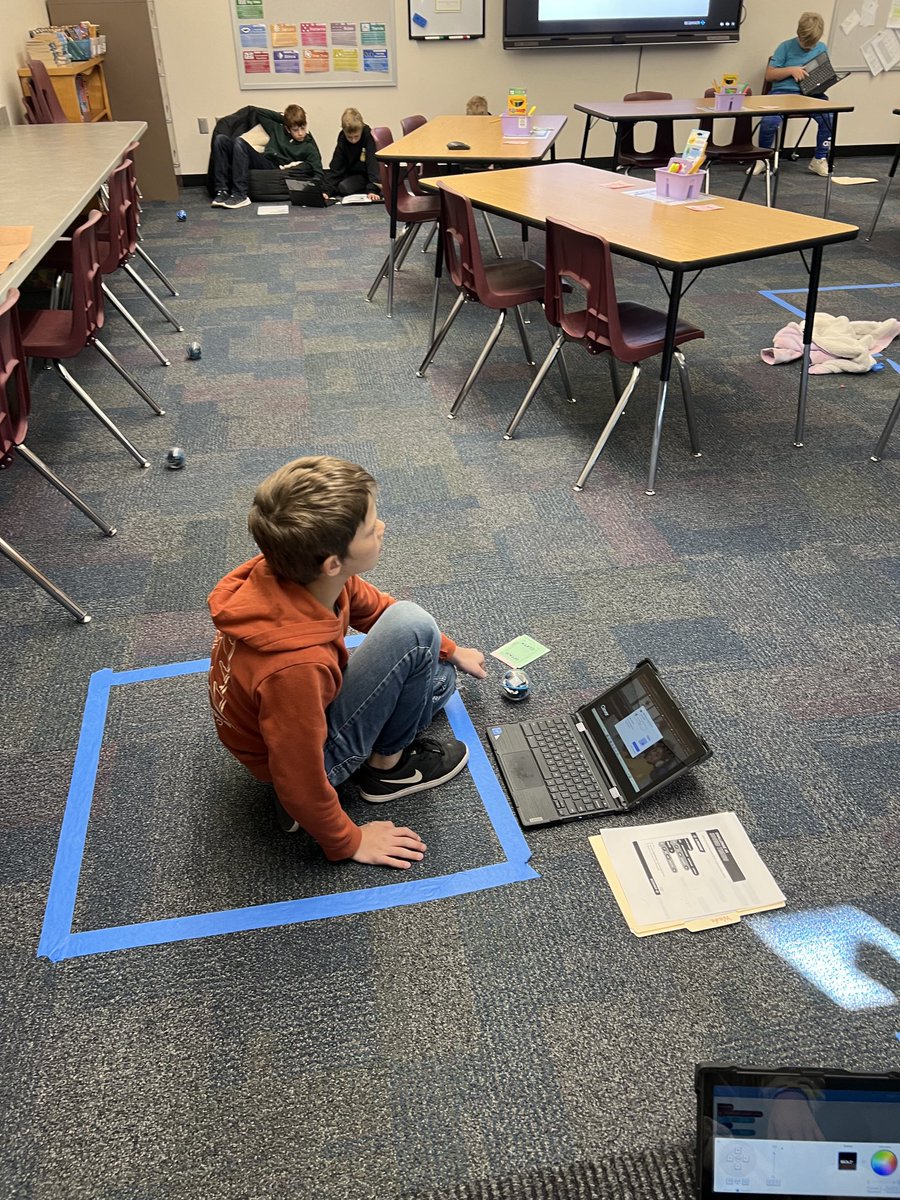 Paula Tseunis, Ed.d (@ptseunis) on Twitter photo Future engineer alert! 🤖 A student at New River Elementary is hard at work coding a robot! <a href="/NewRiverWildcat/">New River Wildcats</a> <a href="/DVUSD/">Deer Valley Unified School District</a> <a href="/DrFinchDVUSD/">Curt Finch, PhD</a> Future engineer alert! 🤖 A student at New River Elementary is hard at work coding a robot! <a href="/NewRiverWildcat/">New River Wildcats</a> <a href="/DVUSD/">Deer Valley Unified School District</a> <a href="/DrFinchDVUSD/">Curt Finch, PhD</a>