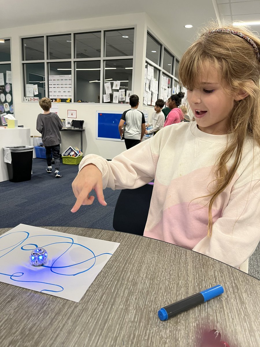 Leah Thomas (@leahmt3) on Twitter photo #ThrivingThirds exploring Hour of Code!! #DESisBEST <a href="/GCISD/">Grapevine-Colleyville ISD</a> <a href="/DESReads_Young/">Rebecca Young</a> <a href="/DES_LaPoint/">Taryn LaPoint</a> #ThrivingThirds exploring Hour of Code!! #DESisBEST <a href="/GCISD/">Grapevine-Colleyville ISD</a> <a href="/DESReads_Young/">Rebecca Young</a> <a href="/DES_LaPoint/">Taryn LaPoint</a>