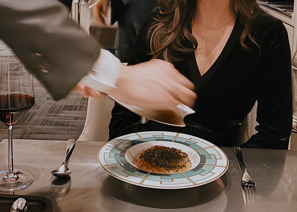 alyssa_rinelli's tweet image. What is it like to dine at a three Michelin star restaurant? Read all about my experience at the link below
 open.substack.com/pub/rinellitra…