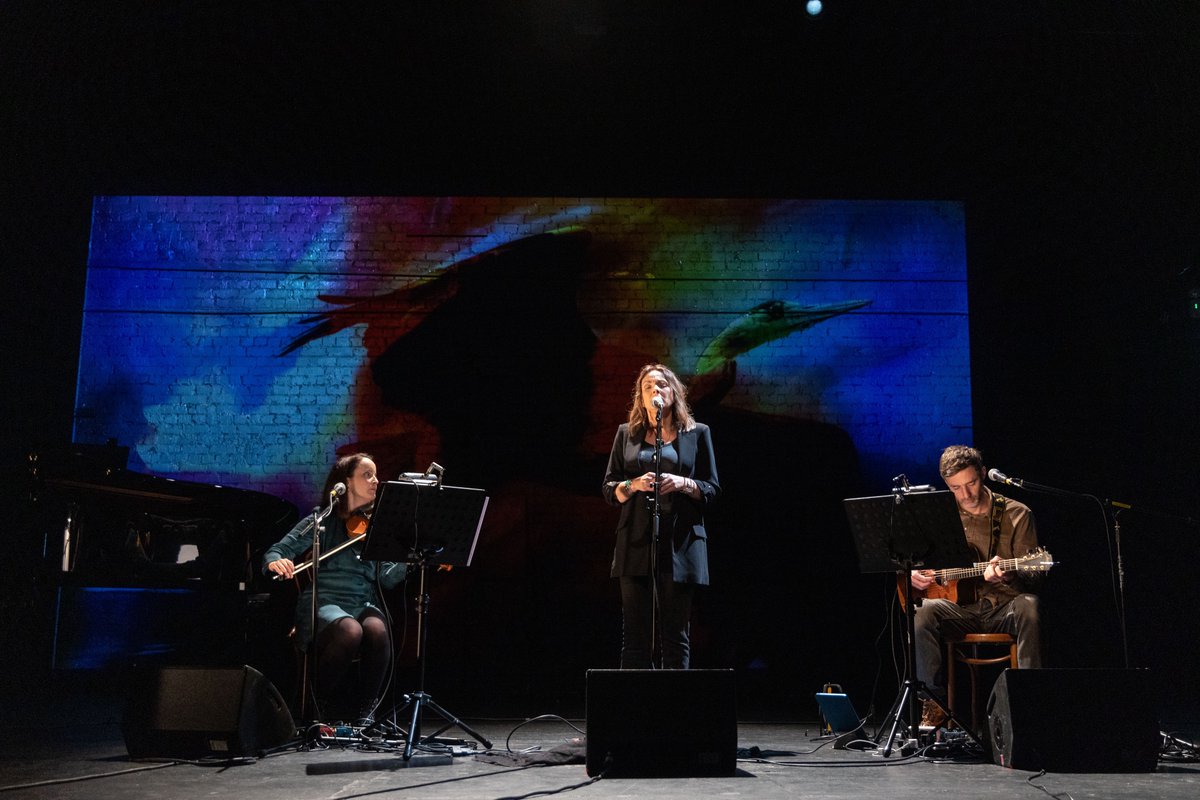 Karan Casey (@caseykarancasey) on Twitter photo The perfect Christmas gift for friends and family this year! Tickets are selling fast for "The Women, We Will Rise" at Glasgow's <a href="/ccfest/">Celtic Connections</a> on Jan 17th, so get them now before it's too late.
Ticket link in comments below. The perfect Christmas gift for friends and family this year! Tickets are selling fast for "The Women, We Will Rise" at Glasgow's <a href="/ccfest/">Celtic Connections</a> on Jan 17th, so get them now before it's too late.
Ticket link in comments below.