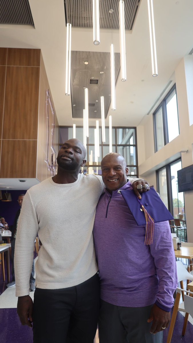 Anthony Johnson tweet media