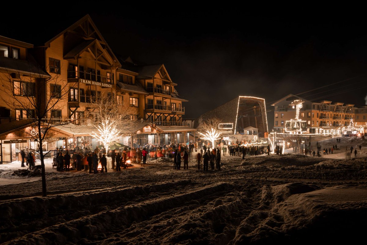 jaypeakresort's tweet image. Cool or wet temperatures don’t dampen warm spirits. The second weekend of our Annual WinterShine event happens again this Saturday, December 14th.

FREE Fireworks, S'mores, and Live Holiday Music Each Saturday in December.

More Info and Lodging Packages: jaypeakresort.com/wintershine