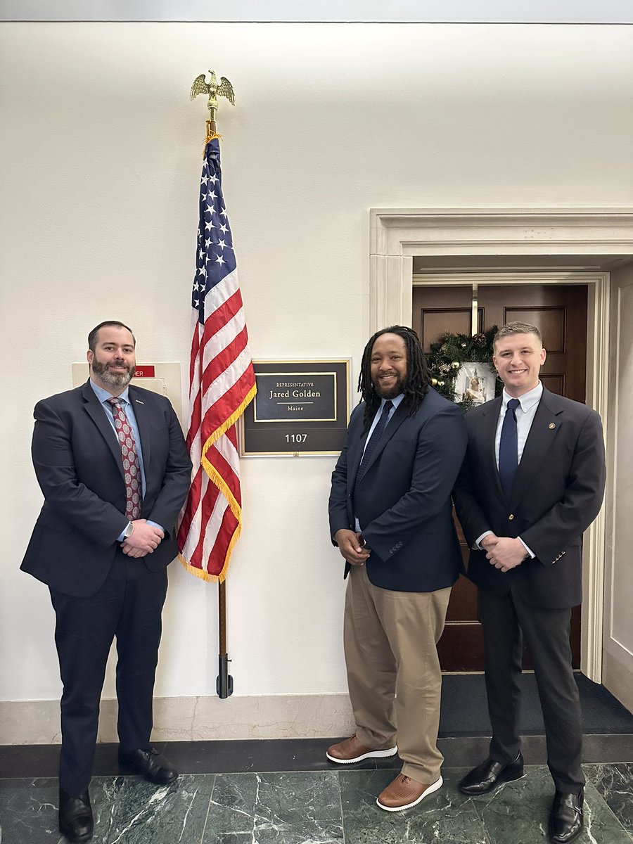 CLBrembry's tweet photo. Got a chance to meet with Maine Congressman @RepGolden and Sean Decker, Defense Fellow. It’s always great to meet with legislators and staff that support veteran’s policies.

#IAVACavalry #IAVA https://t.co/mXY1DDcZEc