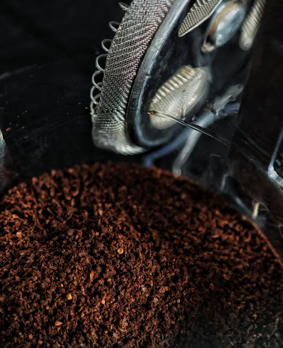justin_kadafi's tweet photo. Coffee vision
By summilux F1.8 75mm
#Coffee #CoffeeLover #coffeevision
#Leica #summilux #frenchpress https://t.co/EElAkbb6xI