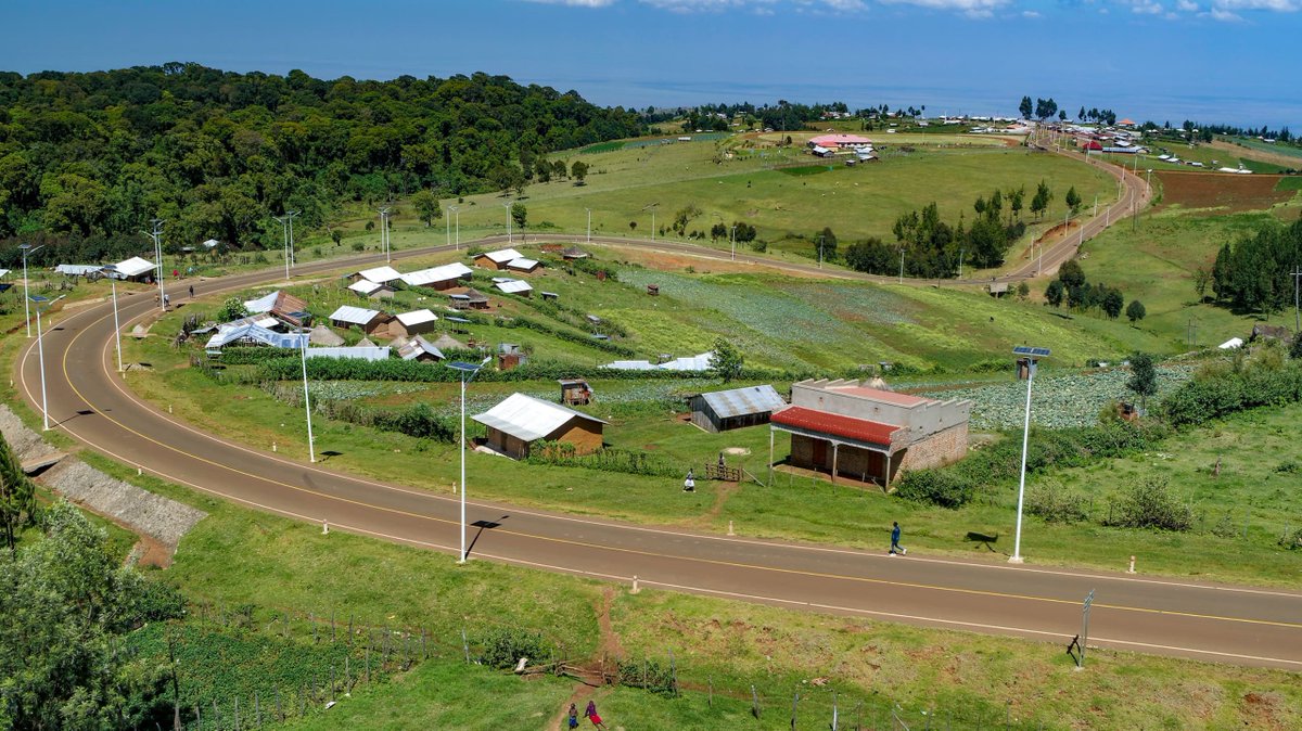 KagutaMuseveni's tweet photo. Today, alongside Maama Janet, I officially commissioned the National High Altitude Training Centre in Taryet, Kapchorwa 

The NRM does its work organically; we don't rush into things. If you do, you won't succeed. We haven't accomplished much in sports yet, as our initial focus was on the basics: peace, immunization, and wealth creation. Now, Sebei's population has grown from 20,000 in the 1960s to over half a million due to immunization and peace.