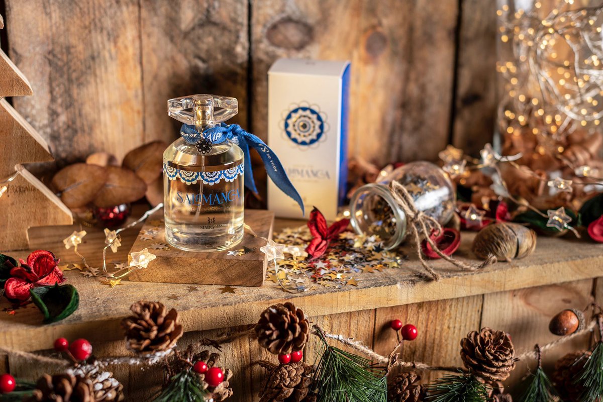 Margarabrand's tweet photo. Contentos  y felices de anunciaros nuestra participación en el Nuca Winter Show  ❄️❤️❄️ donde podréis probar nuestro perfume Agua de Salamanca.

Se  trata de un espacio donde encontrarás verdaderas obras de ARTE y PIEZAS  ÚNICAS para hacer ese regalo especial y DIFERENTE https://t.co/NUGAlTMMAR