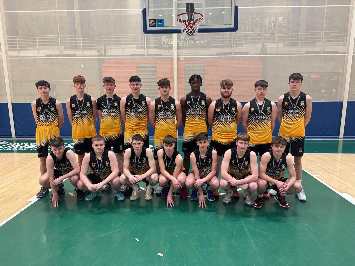 Our U19 basketballers in UL today for the semifinal of the U19A Cup. In spite of very good performance, Portlaoise won. Hard luck lads and coaches Jim, Joan and John. Focus is now on All-Ireland League Play-offs in Jan and we wish the lads the best of luck in that. 🖤💛