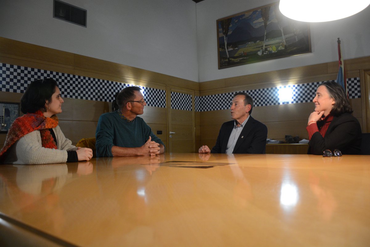 Ajuntament d'Olot tweet media